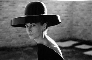 Zweites Bild… weit hinten, hinter den Wortbergen, fern der Länder…